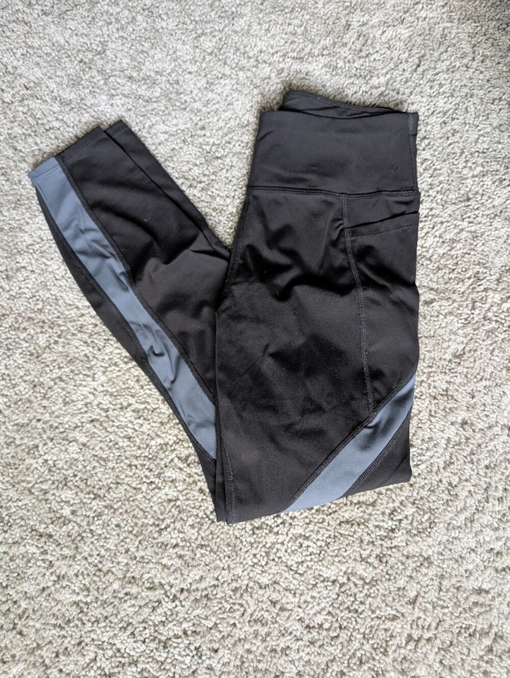 Black & Gray Leggings With Pockets